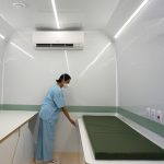 profissional da saúde em unidade móvel OS-I